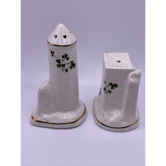 Vintage Carrigaline Pottery Irleand Shamrock Castle Salt & Pepper Shaker Set - Picture 1 of 6